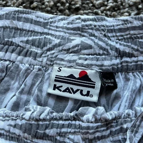 Kavu White Grey Striped Small Flowy Mini Skirt, Festival Boho Skirt - Picture 2 of 5